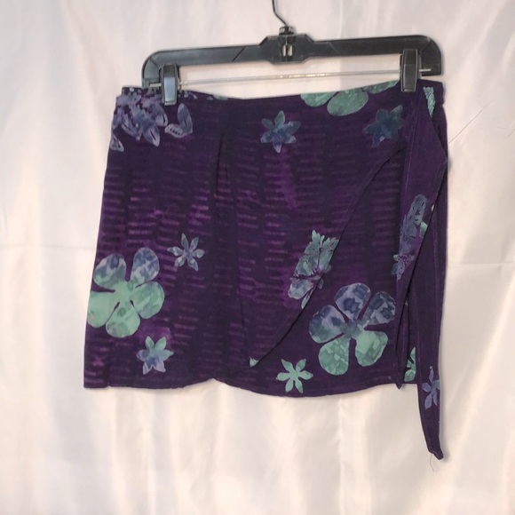 Eastern sun wrap around skirt - Picture 1 of 5